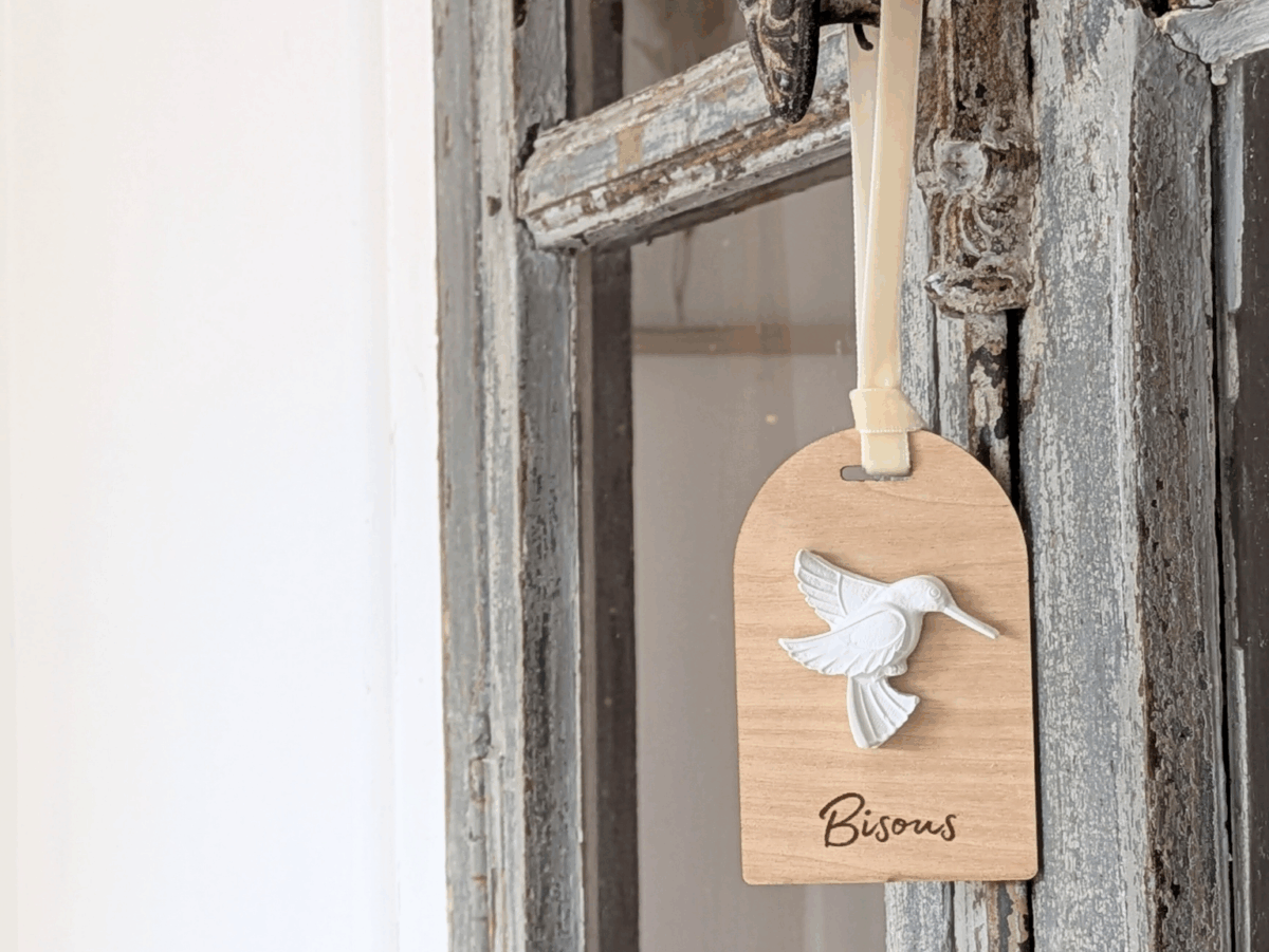 Décor en plâtre parfumé, parfum coton et message "Bisous".